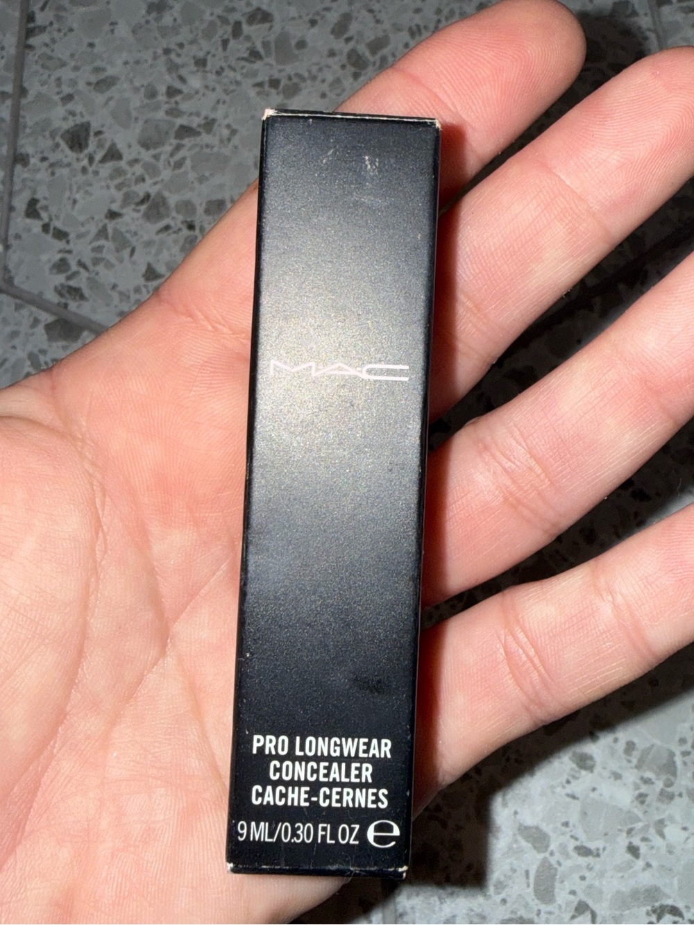 NIB: MAC Pro Longwear Concealer - NC35